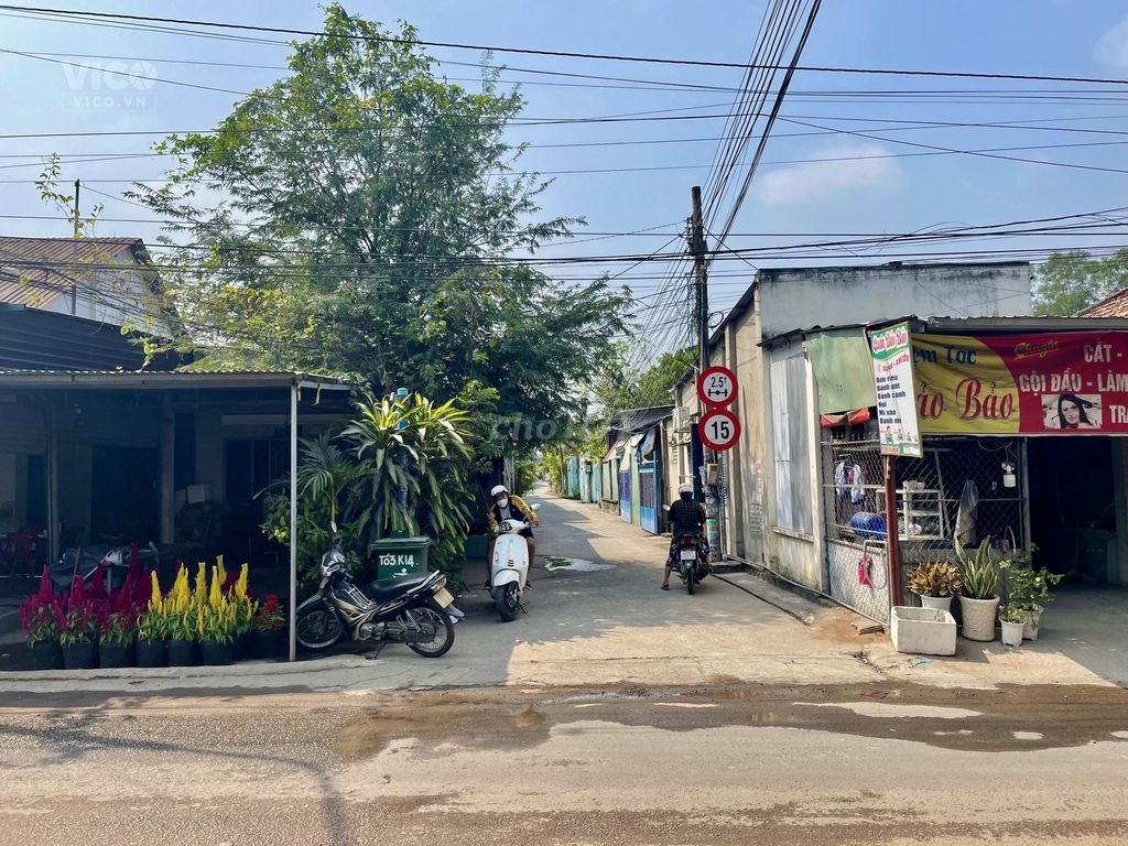 Ra lô đất 96m2 gần Cầu Xáng, Bình Chánh,Sổ Sẵn