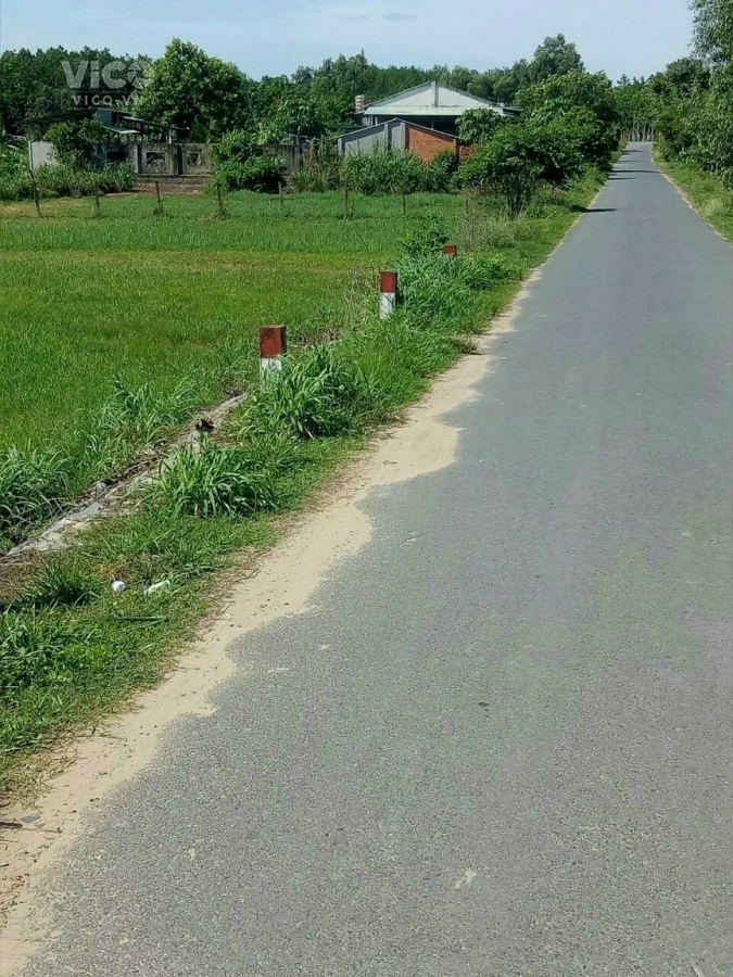 Chính chủ cần bán miếng đất vườn giá rẽ