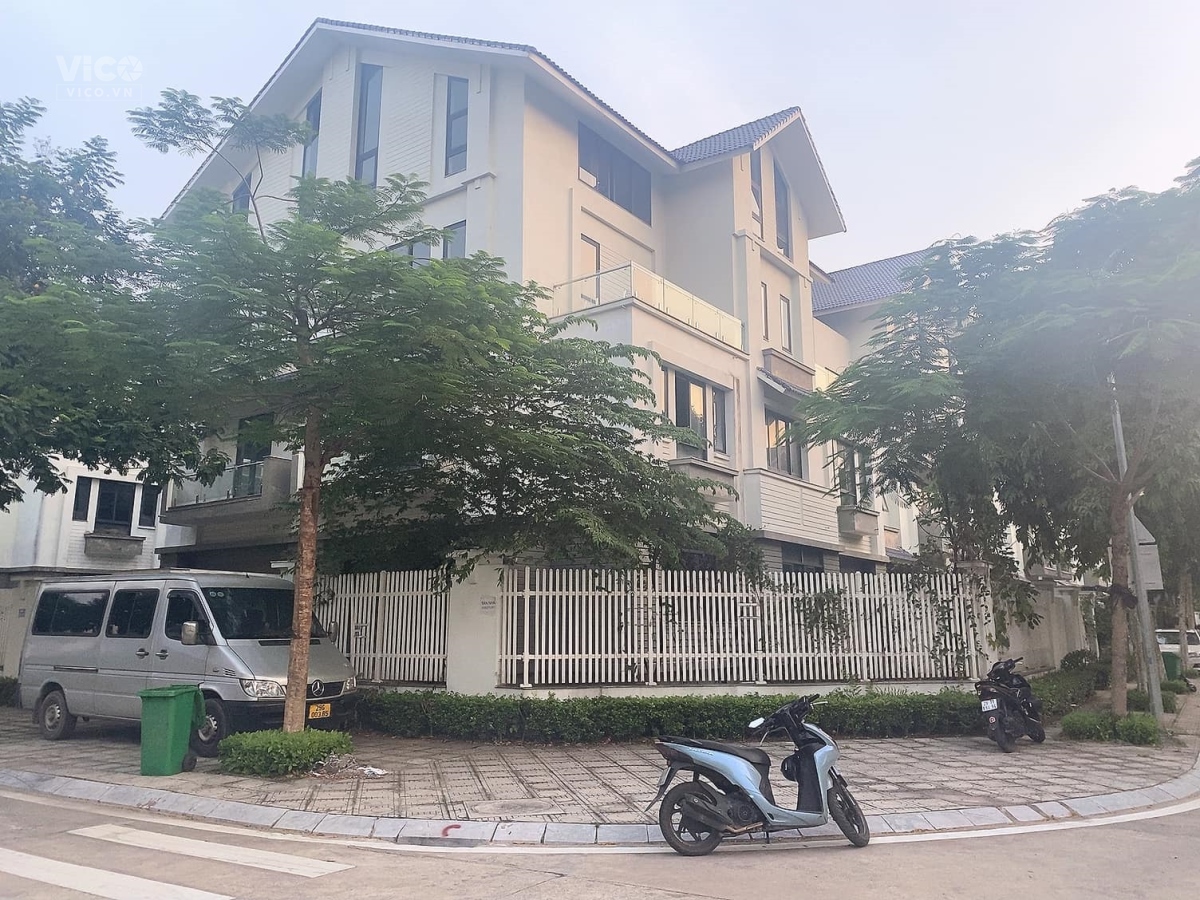 Bán Biệt Thự Lê Trọng Tấn Gleximco 224m2 lô góc 0909858789