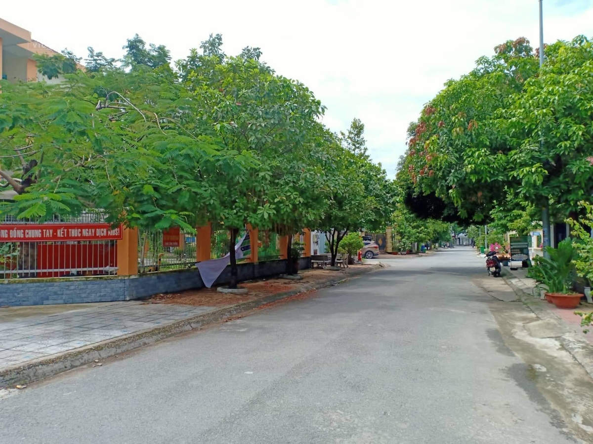 CHÍNH CHỦ CẦN BÁN BIỆT THỰ SÂN VƯỜN CỔ, ( 1146M2)HIỆP BÌNH CHÁNH THỦ ĐỨC ( 30 X 38.6M2) THỔ CƯ