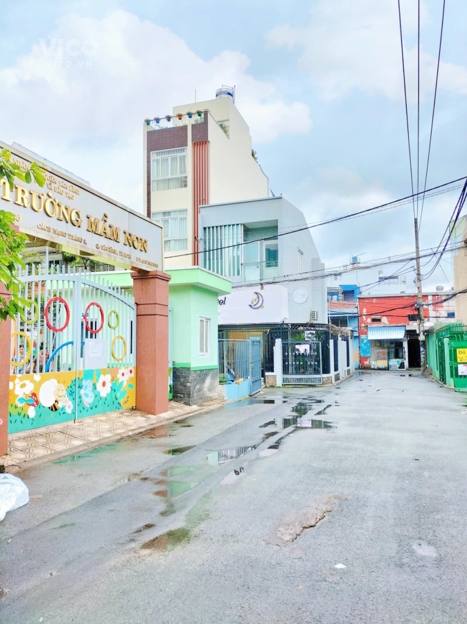 SIÊU VIP NHÀ CỰC ĐẸP HẺM XE TẢI TRÁNH NGAY TRUNG TÂM CÁCH MẠNG THÁNG TÁM TÂN BÌNH