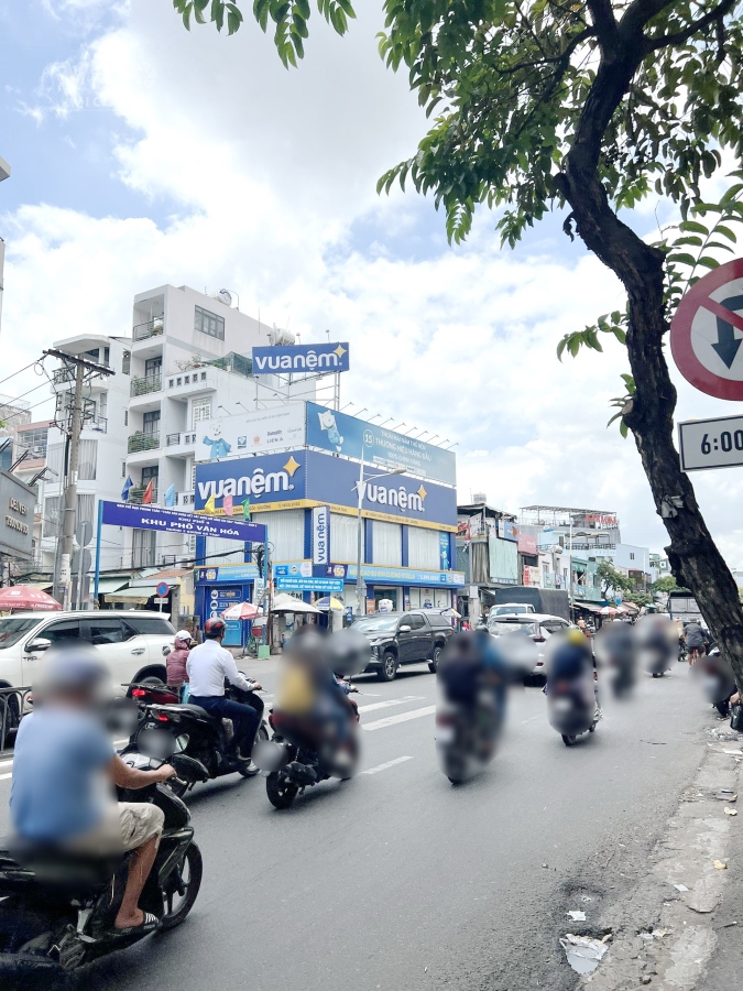 Cho thuê nhà 3 lầu, 3PN mặt tiền kinh doanh đường Dương Bá Trạc, P1, Q8