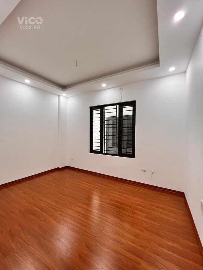 Bán gấp nhà phố Đại từ, 38m, 5 tầng KD,0986048568.