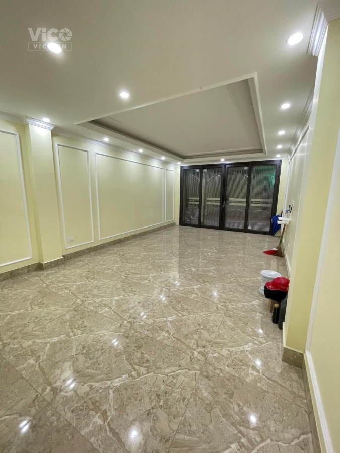 HẠ 2 TỶ NHÀ PHÂN LÔ THANH XUÂN TỰ XÂY GARA Ô TÔ THANG MÁY GẦN PHỐ Nguyễn Trãi 52M