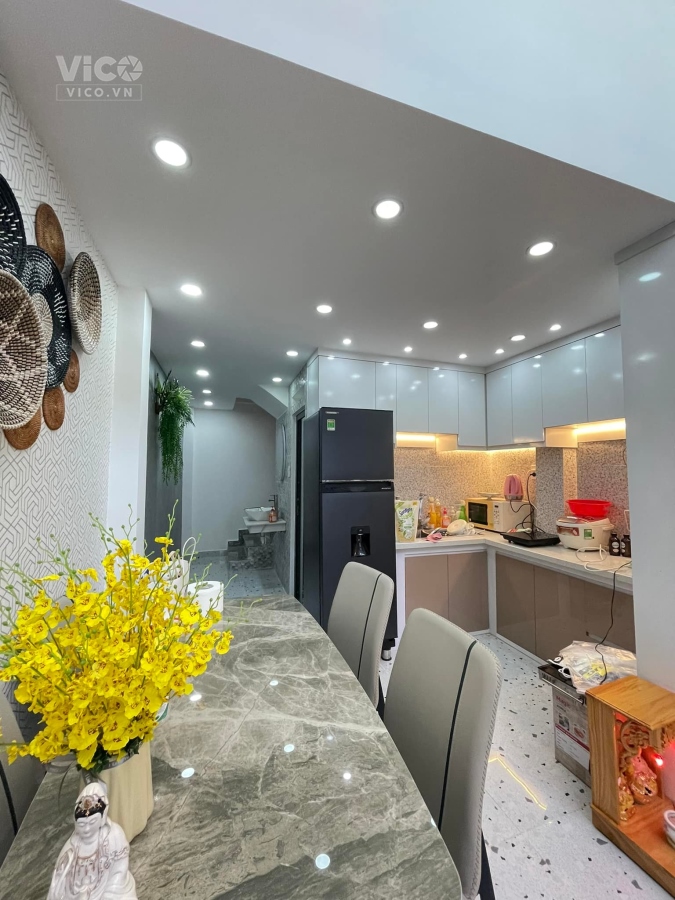 GV96 Bán nhà phố full nội thất Phường 16, 4 tầng, chỉ 5.x tỷ