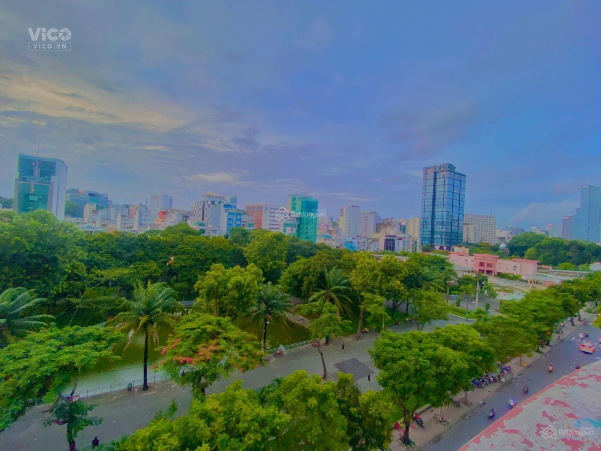 Cho thuê nhà 239 Phạm Ngũ Lão P.PNL Quận 1. DT 4.2m x 22m. Giá 90tr/tháng