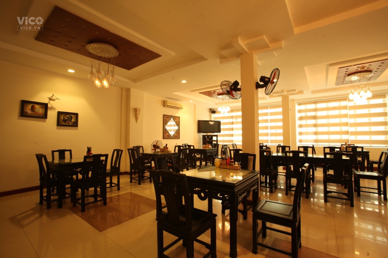 Khách sạn giữa Trung Tâm ĐN, 380m2, ngang 11.5, 49 phòng