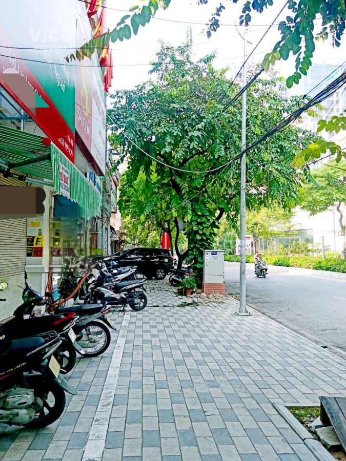 Đất đẹp nhất phố Lạc Long Quân, Tây Hồ, Dt102m2, xây VP, Trụ sở C.ty, K/S nhỉnh 30 tỷ.