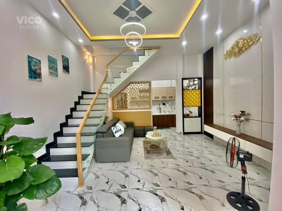 Nhà Trưng Nữ Vương, 41m2, 2 tầng, ngang 4.9, nở hậu