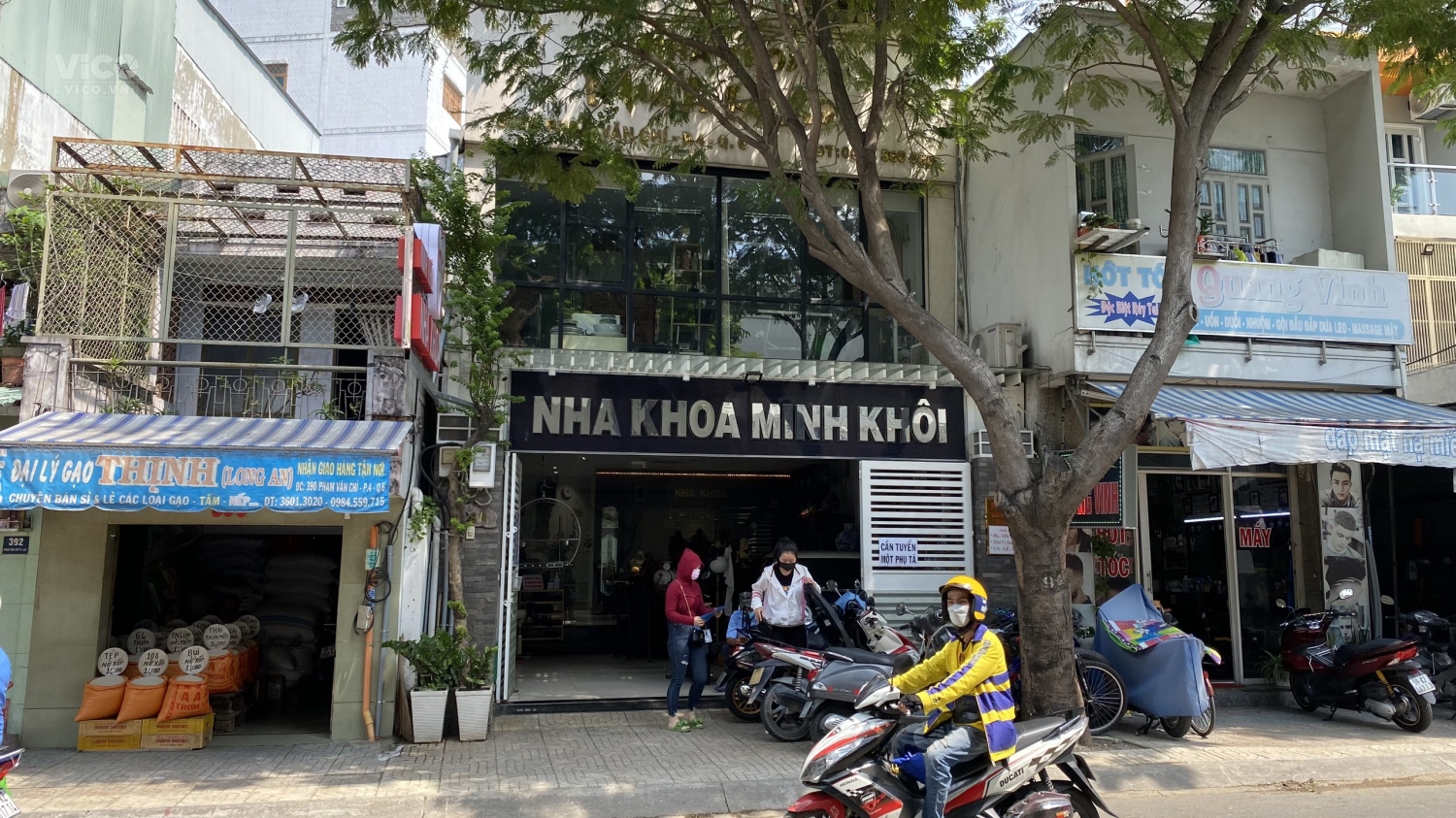 MẶT TIỀN PHẠM VĂN CHÍ KINH DOANH ĐA NGÀNH GẦN SÁT NGÃ TƯ.