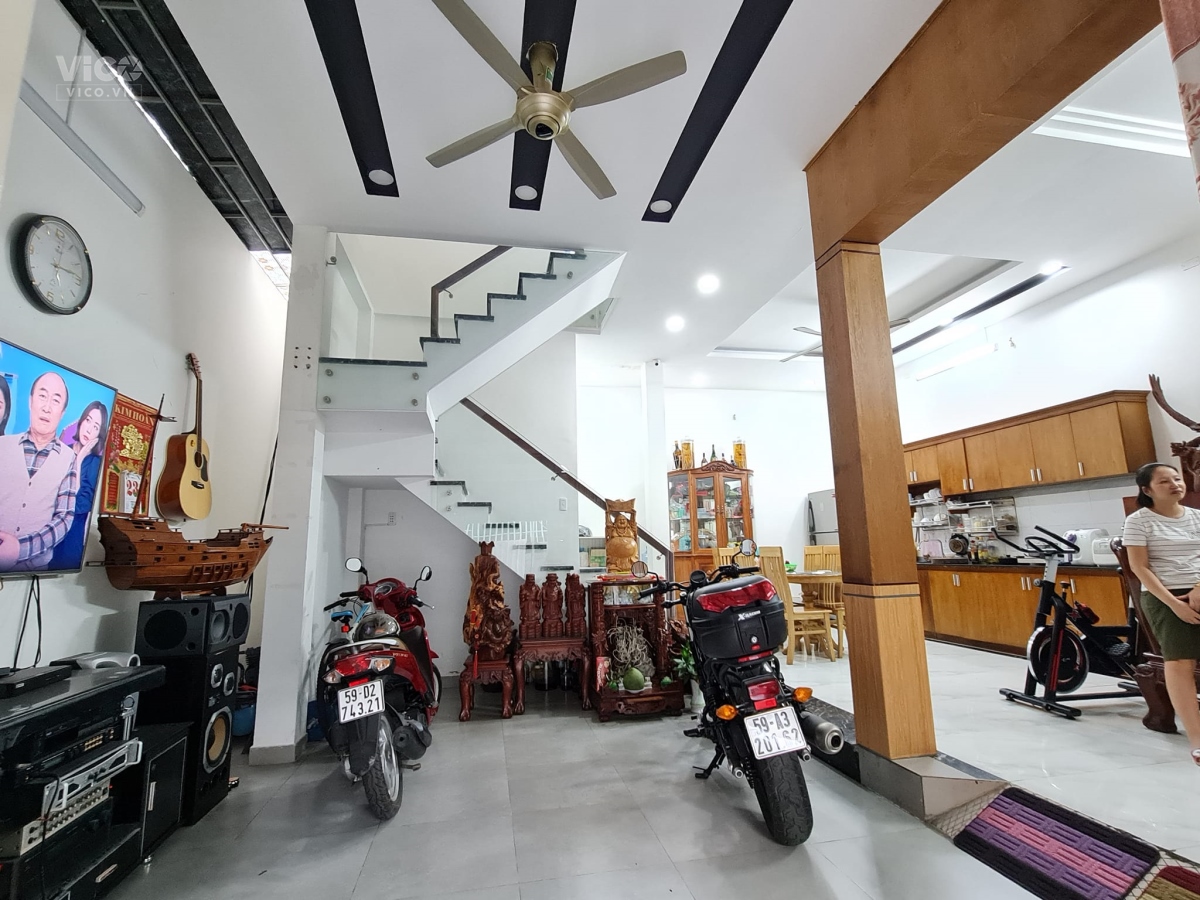 Bán nhà Hẻm xe hơi đường Thoại Ngọc Hầu Tân Phú, 84m2, 3 Tầng BTCT, 6 tỷ nhỉnh