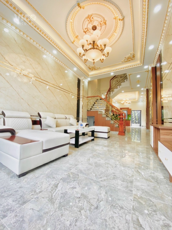 Bán nhà kinh doanh mới XD 100m đã hoàn công SHR 4x20 xe tải tránh Hiệp Bình Phước