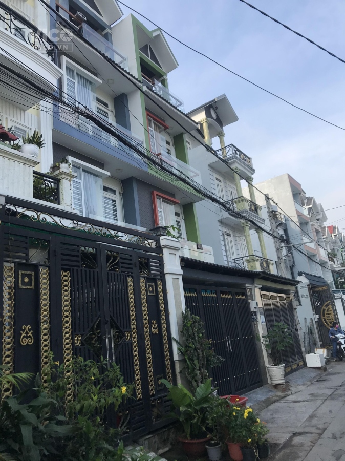 Bán nhà Bình Tân Bình Hưng Hòa B chỉ nhỉnh 5 TỶ HXH tránh kiến trúc hiện đại gần Quốc Lộ 1A