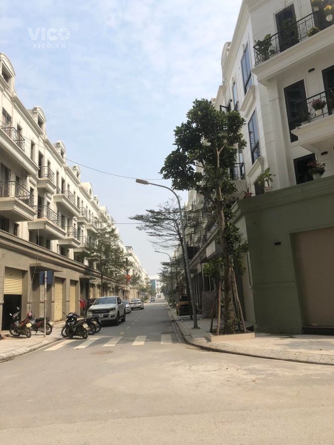 Bán căn liền kề Hải Phát ở trung tâm Gia Lâm