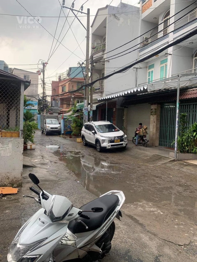 BÁN NHÀ 2 TẦNG ĐƯỜNG TRƯỜNG CHINH, HẺM XE TẢI, 46M2 CHỈ 5.3 TỶ, LÔ GÓC THOÁNG MÁT