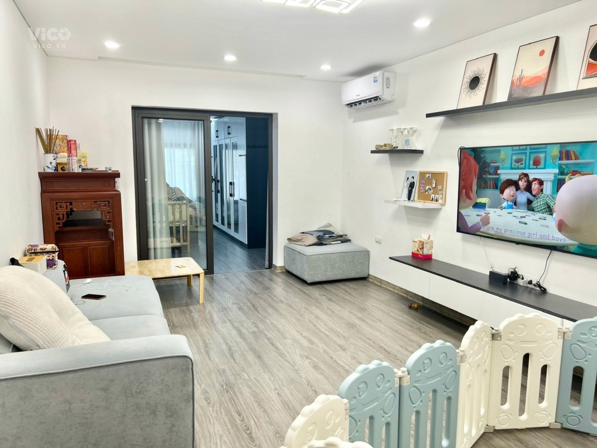 Bán nhà chưa qua đầu tư sử dụng 170mv hẻm xe hơi Lạc Long Quân giáp Q10 nhỉnh 5 tỷ