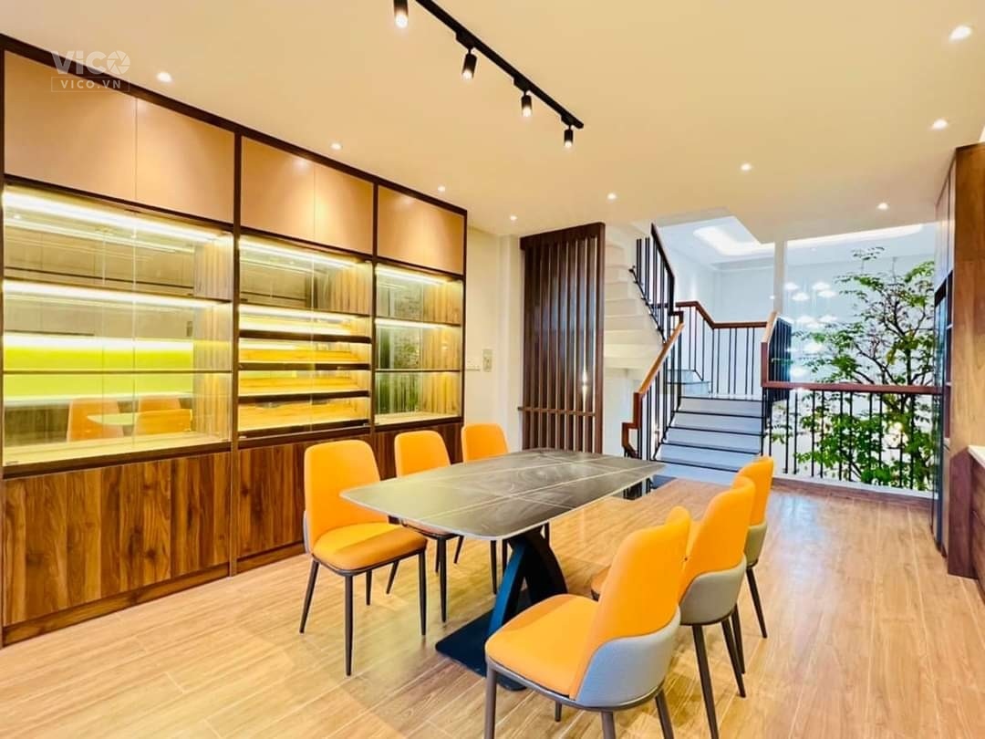 Nhà đẹp Phạm văn Chiêu Gò Vấp 5 tầng 72m2 4,5x16 Hẻm 8m xe hơi vào nhà Tặng full nội thất