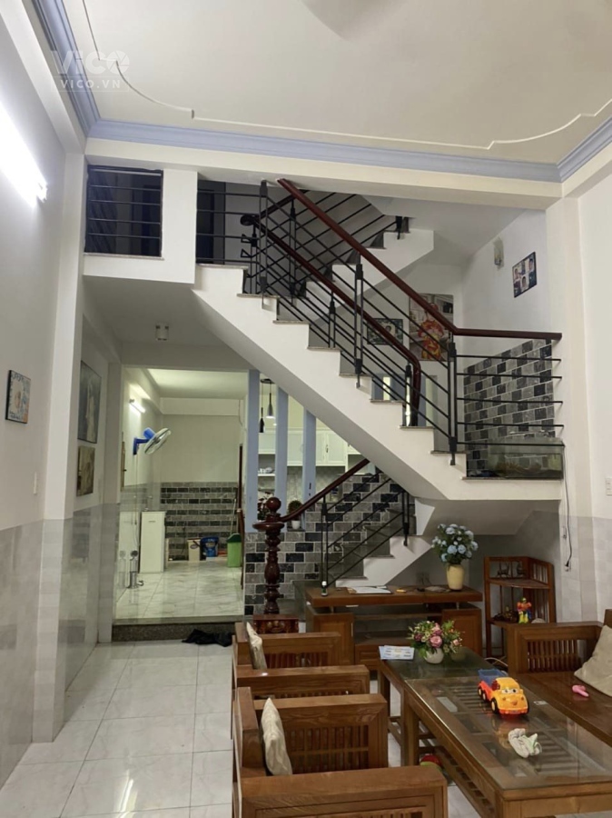 HẺM XE TẢI Ô TÔ NGỦ TRONG NHÀ TẶNG FULL NỘI THẤT GIÁP TÂN PHÚ 3 TẦNG 60M2 CHỈ 5.2 TỶ thương