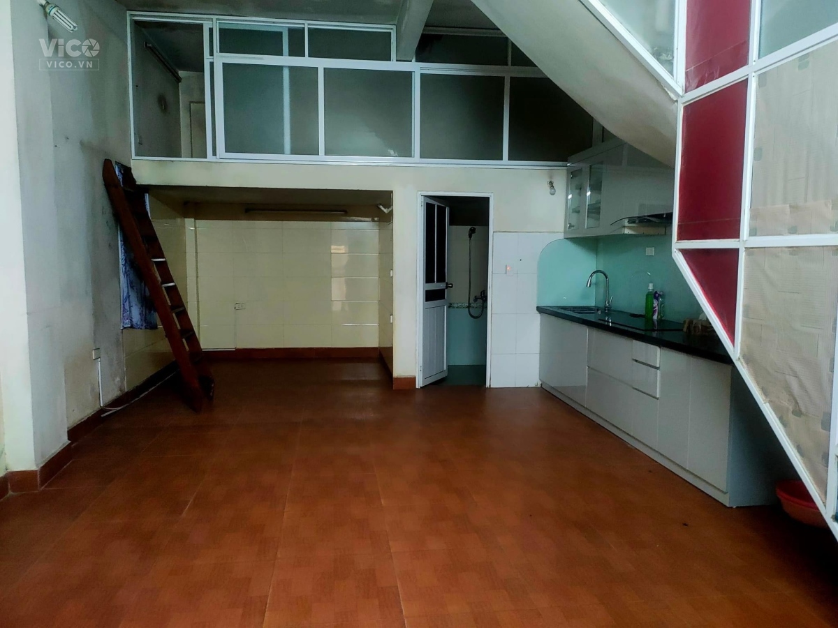 Bán nhà phố Vũ Trọng Phụng quận Thanh Xuân ngõ thông bagac kinh doanh vip lô góc 43m2 6.1 tỷ