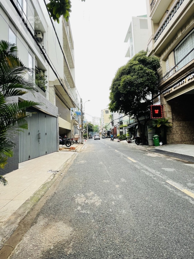 Bán nhà HOÀNG HOA THÁM, Tân Bình khu 300 HXH THÔNG 77m2 4 tầng 14.75 tỷ