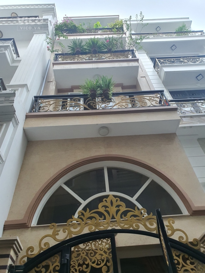 Nhà HXH NGUYỄN CÔNG HOAN, Phú Nhuận 60m2 5 tầng thang máy tặng nội thất 13 tỷ