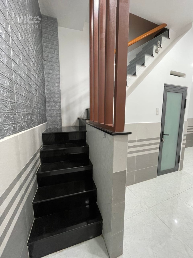 GV91 Chủ gửi nhà mới cách hẻm xe hơi chỉ 1 căn 30m2 chỉ 3 tỷ 150