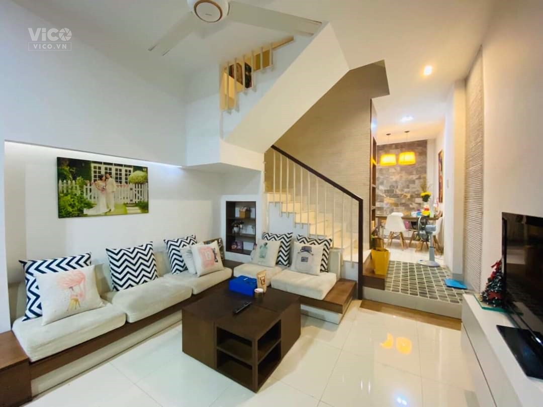 Mặt tiền cư xá Phú Thọ Hoà ô tô tránh nhau nội thất cực đẹp 1 trục thẳng tới Lạc Long Quân.