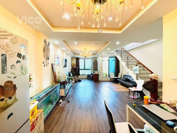 SANG TÊN GẤP CĂN PHÂN LÔ HÀ ĐÔNG VỈA HÈ Ô TÔ TRÁNH, VÀO NHÀ THOẢI MÁI 6,X TỶ