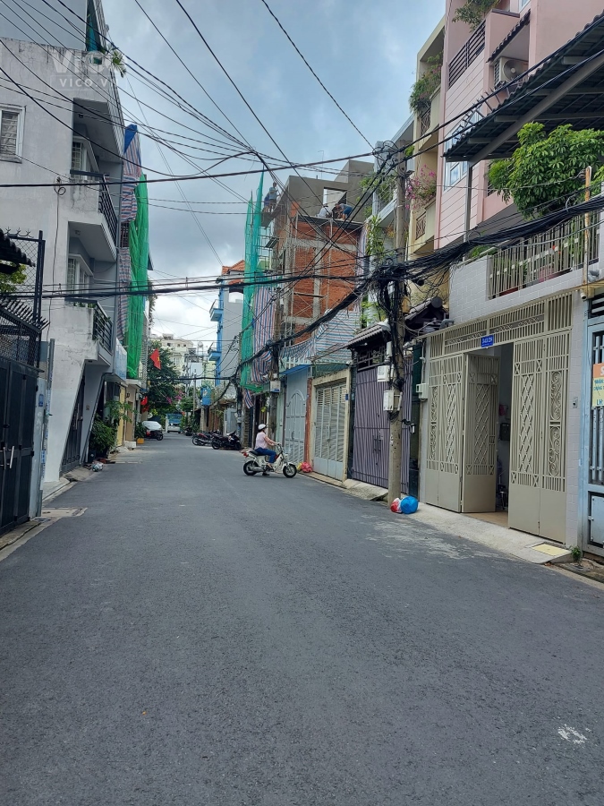 HIẾM!!! BÁN NHÀ NGUYỄN TRỌNG TUYỂN TÂN BÌNH, 3 TẦNG, 4.8X12M, NHỈNH 6 TỶ.