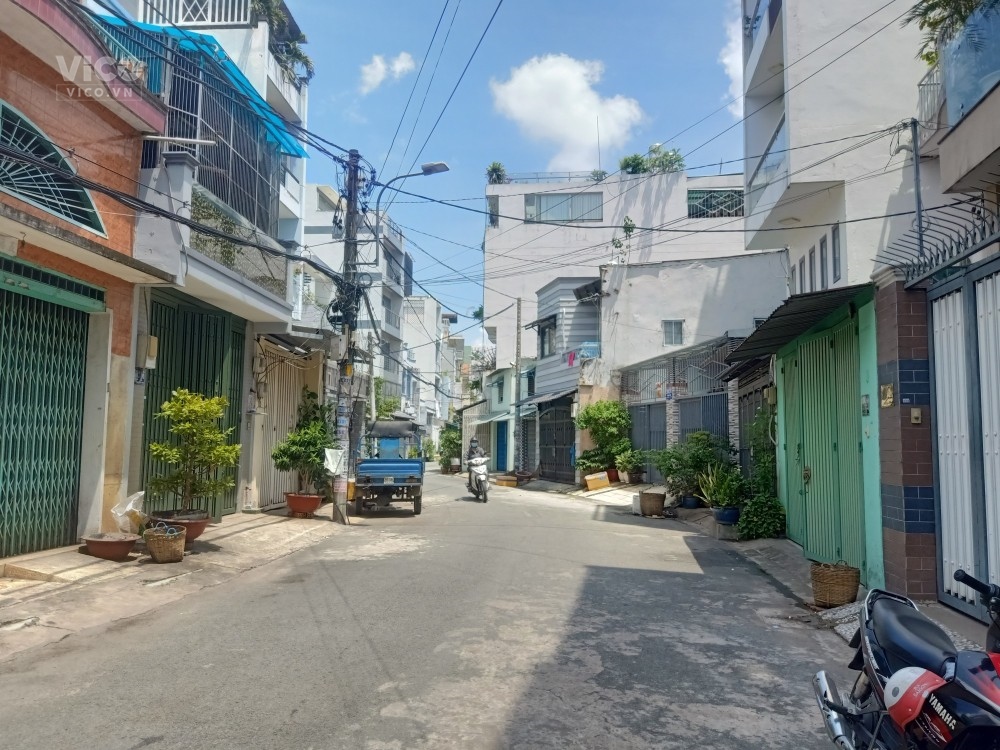 Bán nhà Cách Mạng Tháng Tám, Quận 10, xe hơi đổ cửa, 140m2, đang kinh doanh, chỉ 19 Tỷ 999