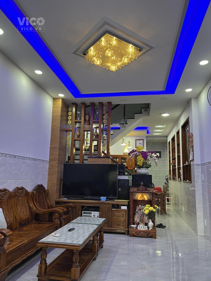 KHU CHỢ VẢI PHÚ THỌ HÒACÁCH MẶT TIỀN 20M256M24PNNHỈNH 6 TỶ.