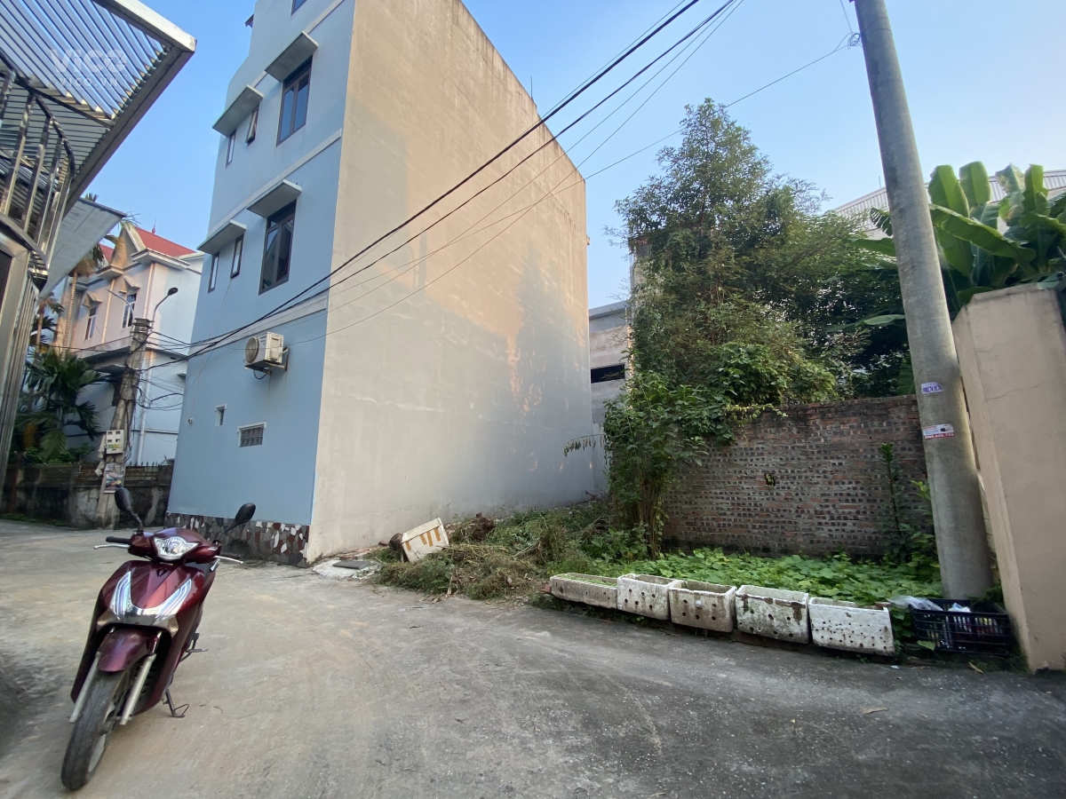 CC gửi bán 73m tại Xóm Thượng Uy Nỗ Đông Anh , giá 45tr/m