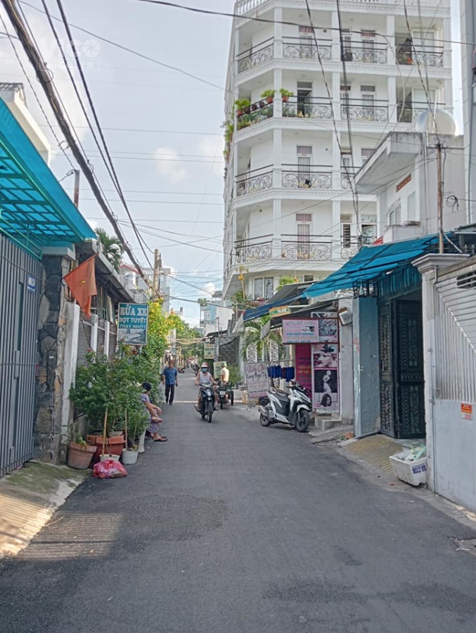 GV92 Hẻm nhựa xe hơi quay đầu ngang 4.3m, 55tr/m2 giá chỉ hơn 4 tỷ