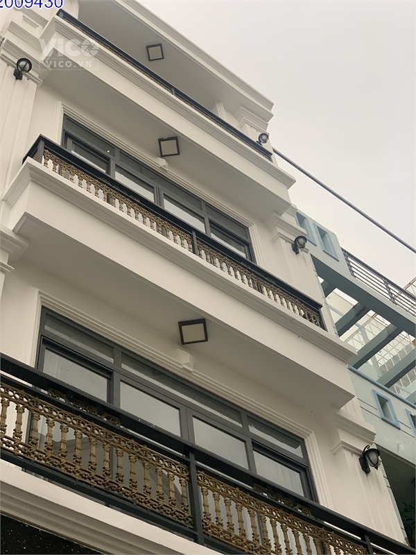 Nhà mới xây 4 tầng xe hơi 7 chổ đỗ cửa Nguyễn Thị Thập Bình Thuận Quận 7 . giá 8 tỷ