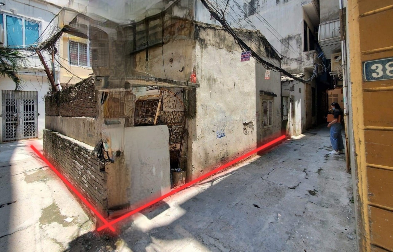 CỰC HIẾM, mảnh đất còn sót lại, Hoàng Quốc Việt, Bưởi, Dt50m2, lô góc chỉ 4,5 tỷ.