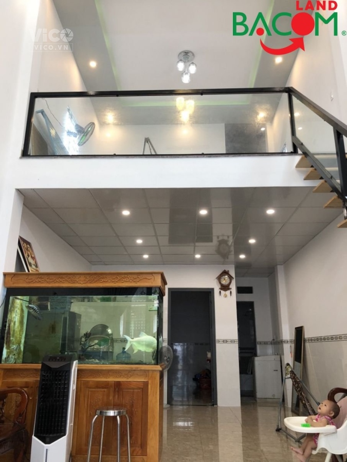 BÁN NHÀ GÁC LỬNG XÂY CHẮC CHẮN GẦN CHỢ NHỎ TÂN HIỆP ĐƯỜNG OTO 72M2 CHỈ 3 TỶ