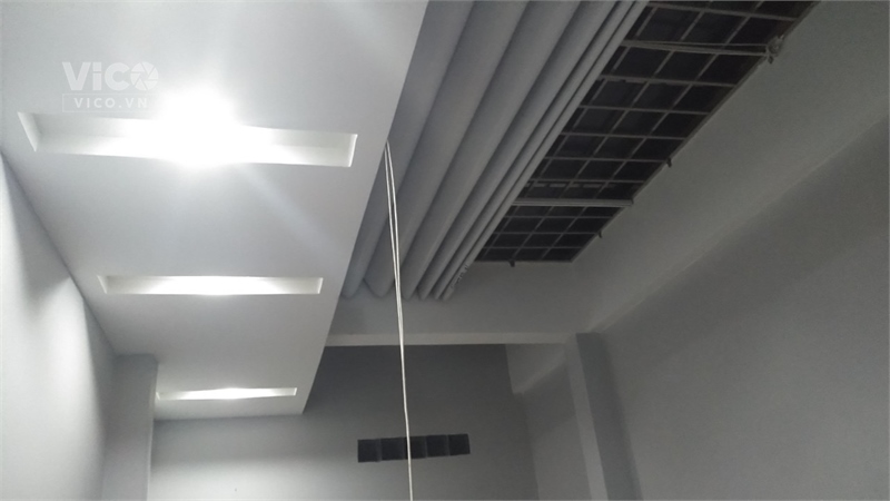 GẤP. Nhà Măt tiền Kinh doanh 3T x 100m2 đường Tôn Đản