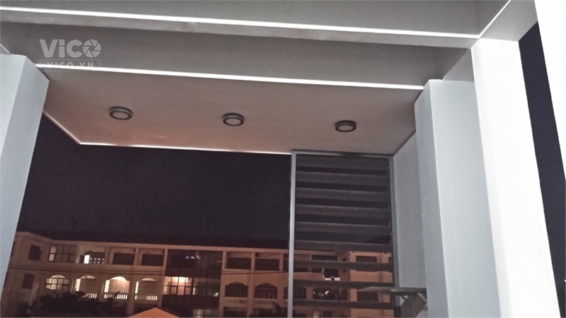 Nhà Măt tiền 3 tầng. Ngang Kinh doanh 5m đường Nguyễn Đình Tứ giá nhỉnh 4 tỷ tlcc