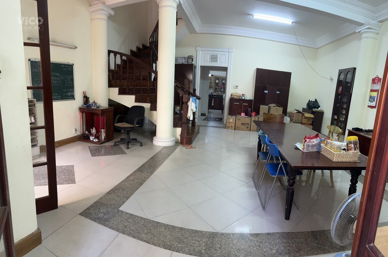 Cho thuê nhà nguyên căn MT Nguyễn Duy 7x25m P9Q8 33 triệu/tháng