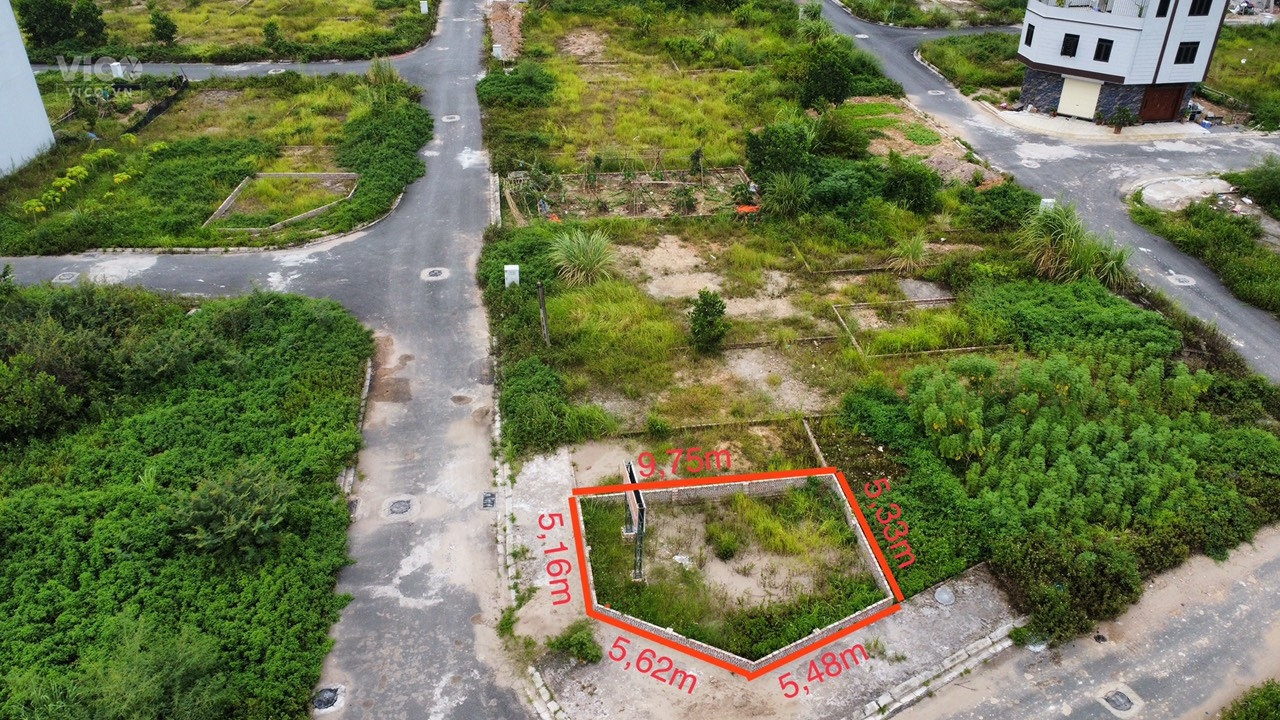 Cơ Hội Không Thể Bỏ Qua, Bán Gấp Lô Góc Đất Dịch Vụ Vân Canh 69m2 MT 16m Đối Diện Công Viên