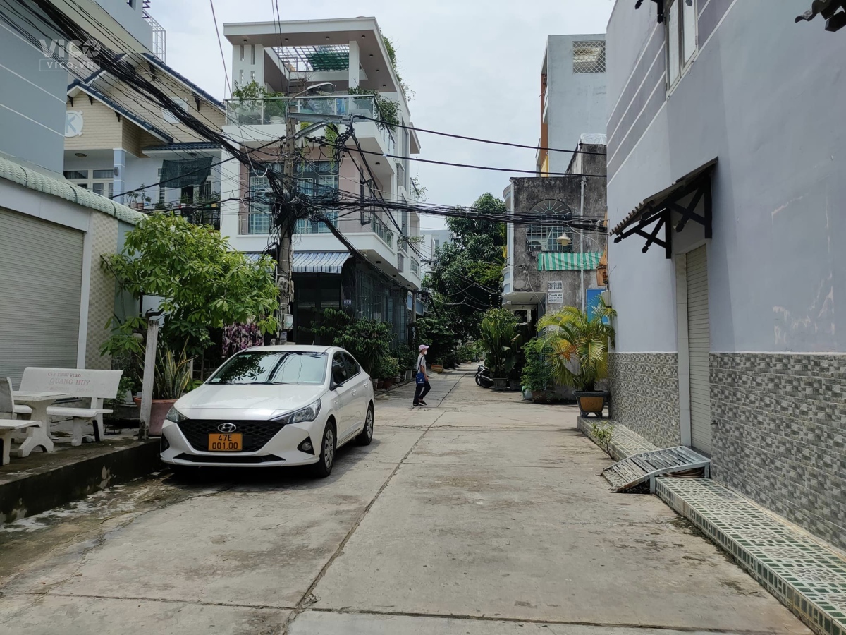 BÁN NHÀ MỚI ĐẸP, HẺM 6M, KHU NAM HÙNG VƯƠNG