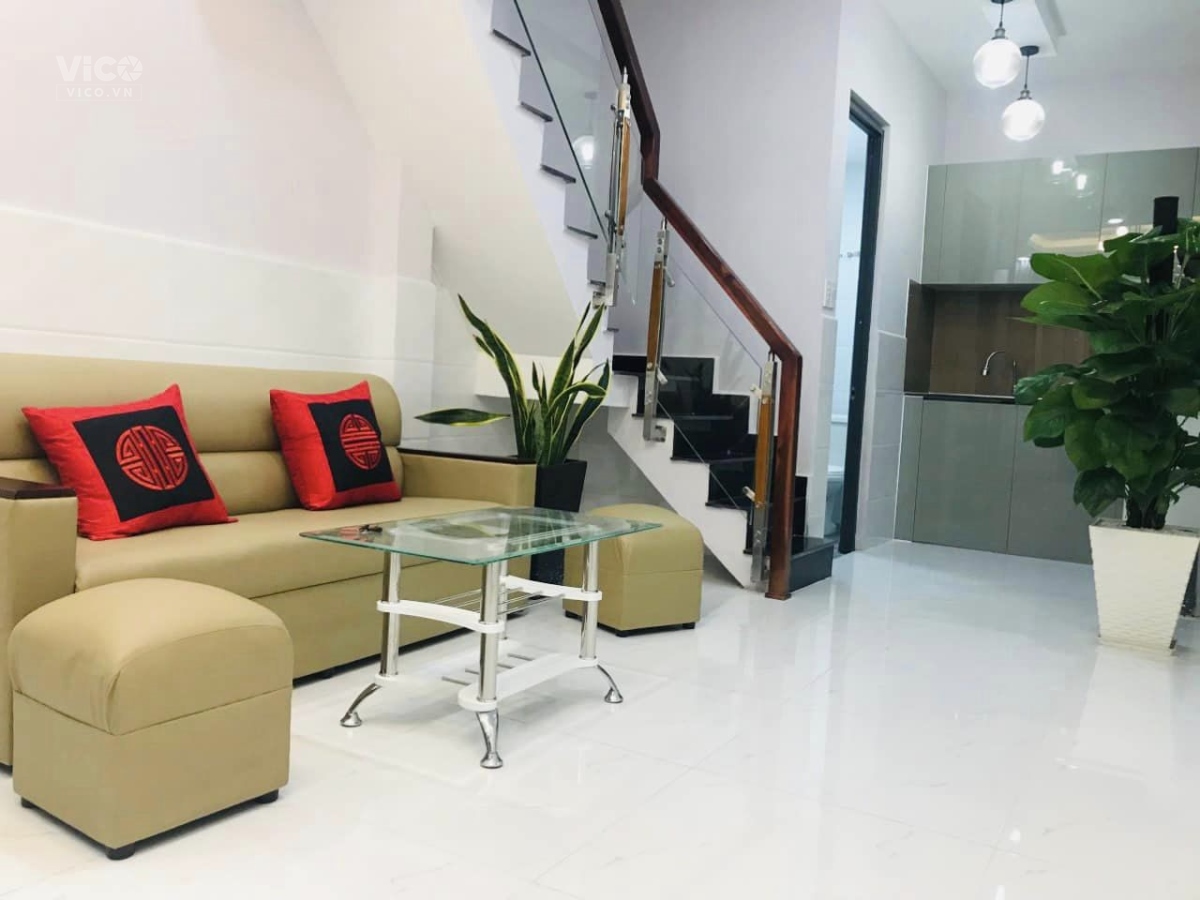 NHÀ NGUYỄN PHÚC CHUTÂN BÌNHXE HƠI ĐỔ CỬANHỈNH 4 TỶ.
