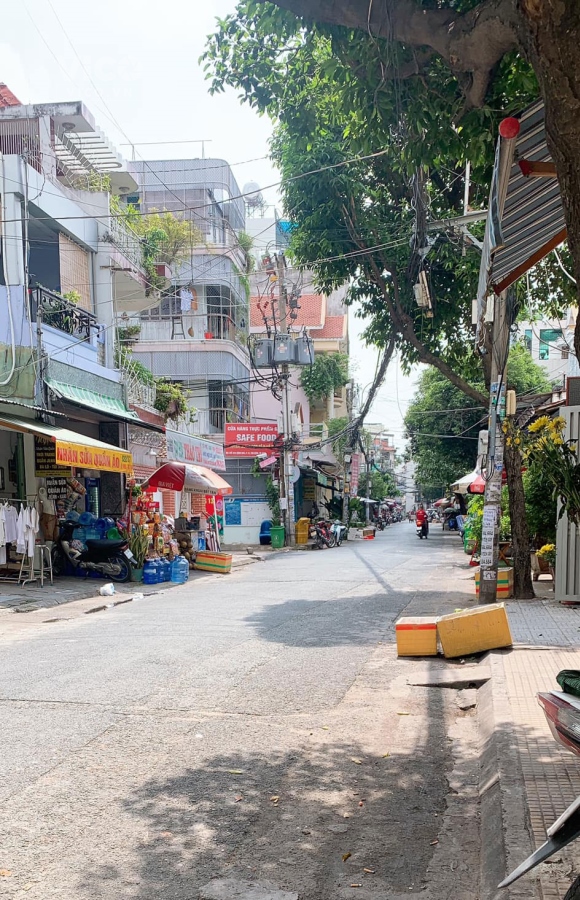 (HOT) Chỉ hơn 8 tỷ, Nhà HXH Thống Nhất, 3T NHƯ MỚI, 5.4 x 22.5, 0967229394