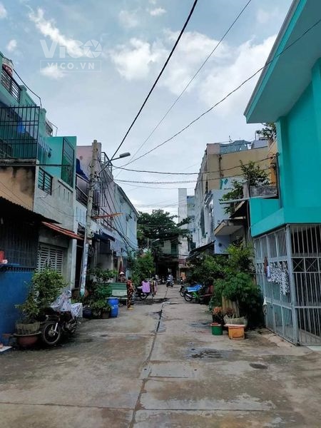 NHÀ HẺM XE TẢI ĐƯỜNG PHAN ANH BÌNH TRỊ ĐÔNG BÌNH TÂN. GẦN NGÃ TƯ BỐN XÃ TIỆN ÍCH XUNG QUANH ĐẦY ĐỦ.