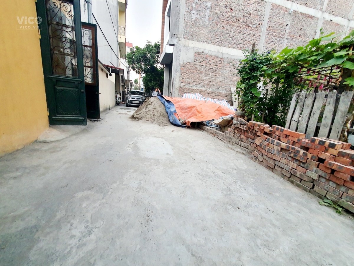 Bán đất Phúc Lộc Uy Nỗ, diện tích vừa phải, ngõ thông, ô tô vào nhà, gần sông trường giang