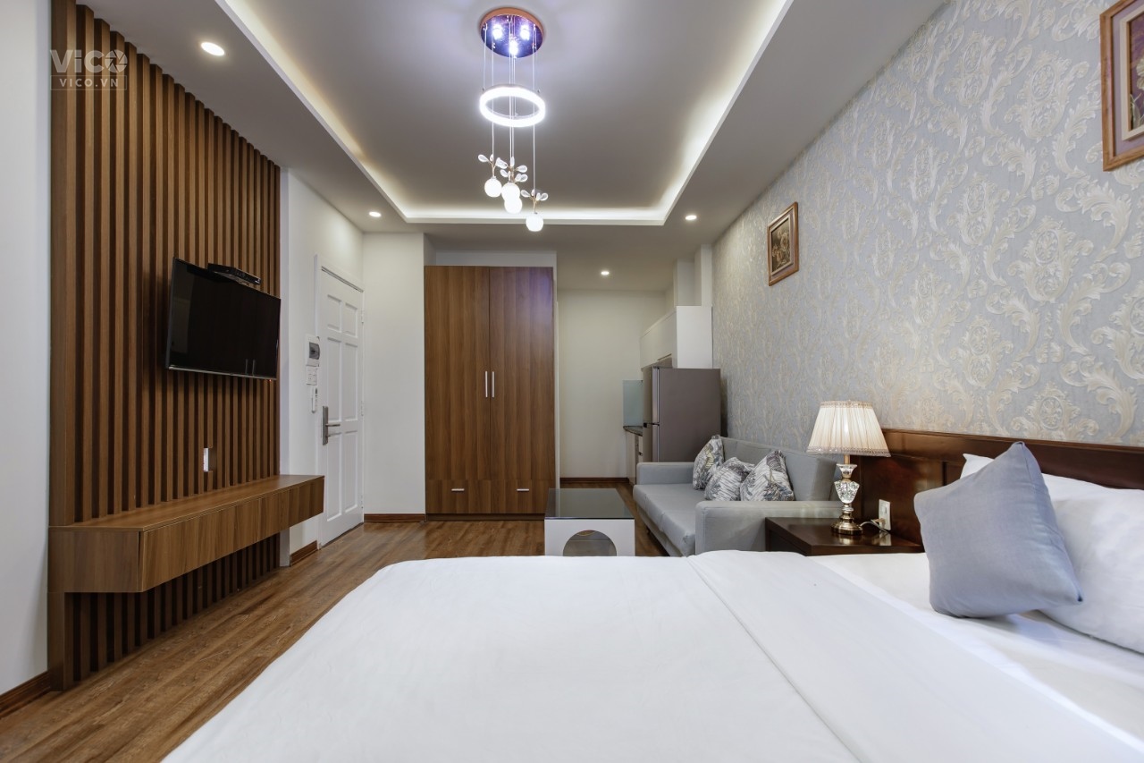 ĐẸP NHƯ VILLA. Nhà 3 tầng Mặt tiền đường Hoàng Minh Giám nhỉnh 4 tỷ tlcc