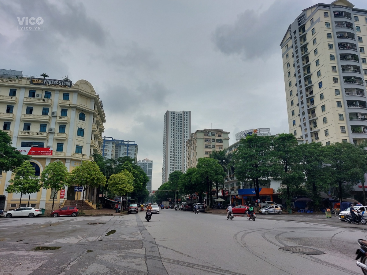 BÁN NHÀ KĐT ĐẠI KIM, HOÀNG MAI, 5 TẦNG LUNG LINH, GARA Ô TÔ, KINH DOANH ĐỈNH