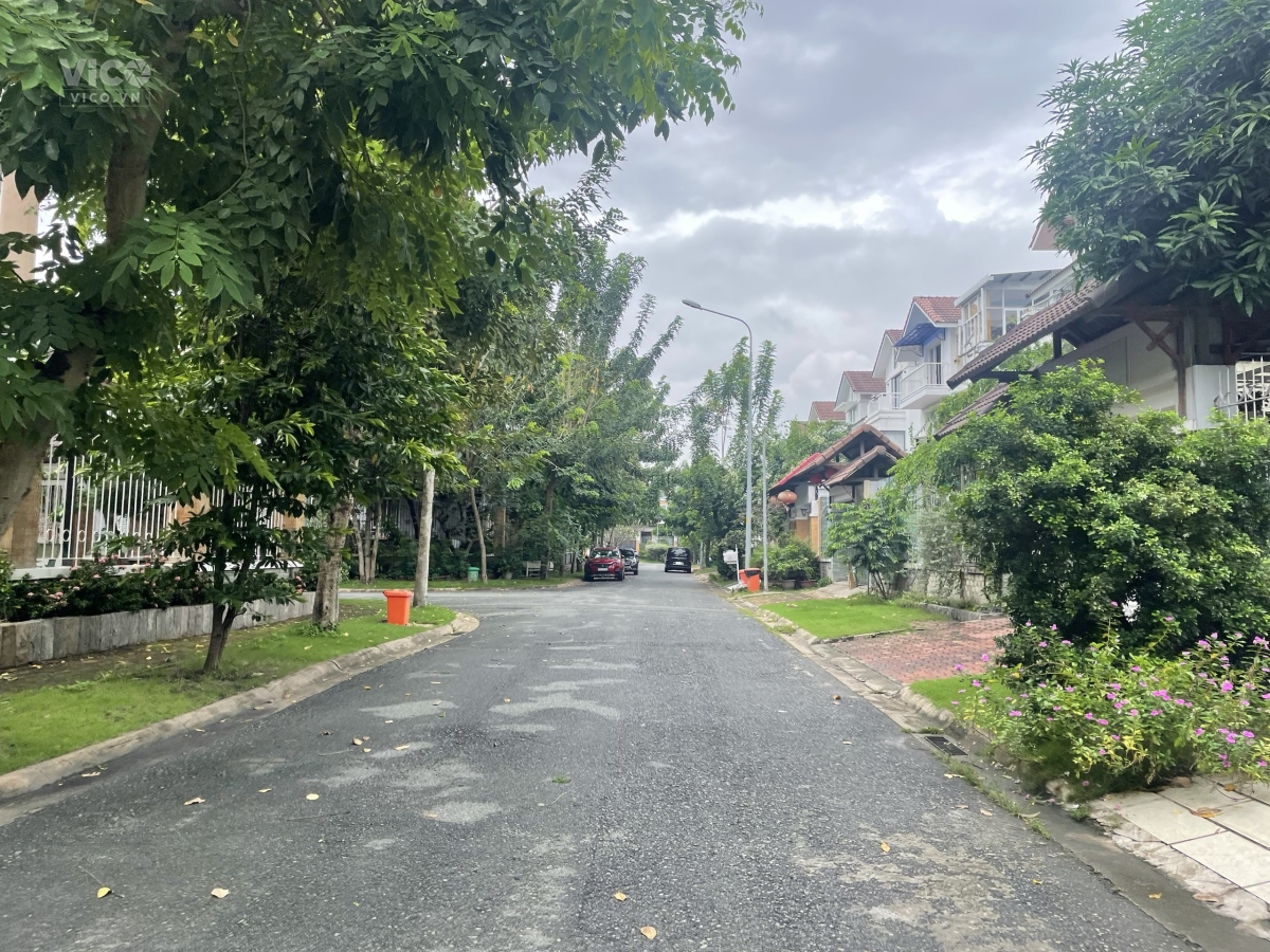 Cần cho thuê biệt thự Nam Phú Villa Quận 7