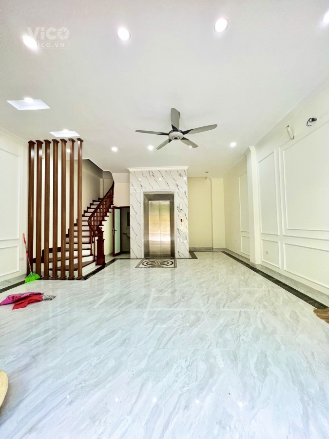 Bán LK giếng sen hà đông 56m2 7 tầng thang máy 6.1mt thông sàn KD nhỉnh 12 tỷ