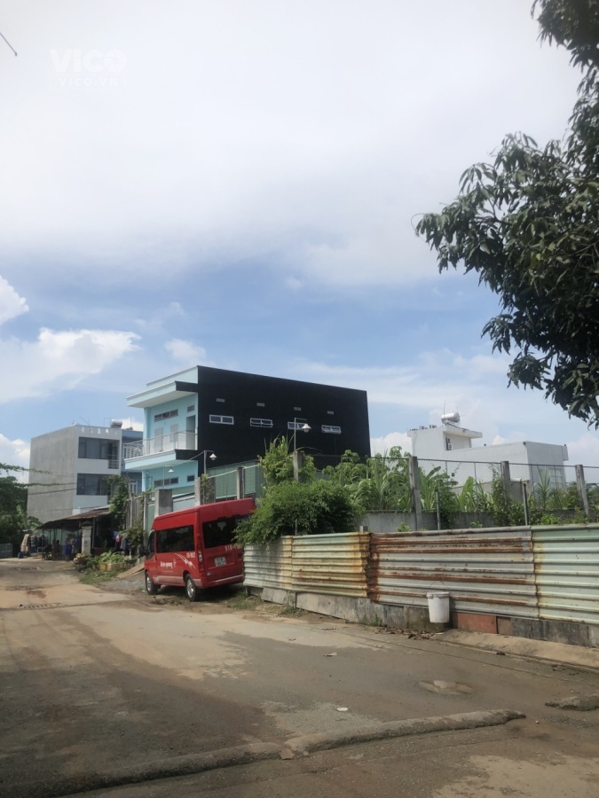 TƯƠNG LAI 3 MẶT TIỀN VỊ TRÍ TIỀN NĂNG HẺM 10M LÒ LU TRƯỜNG THẠNH